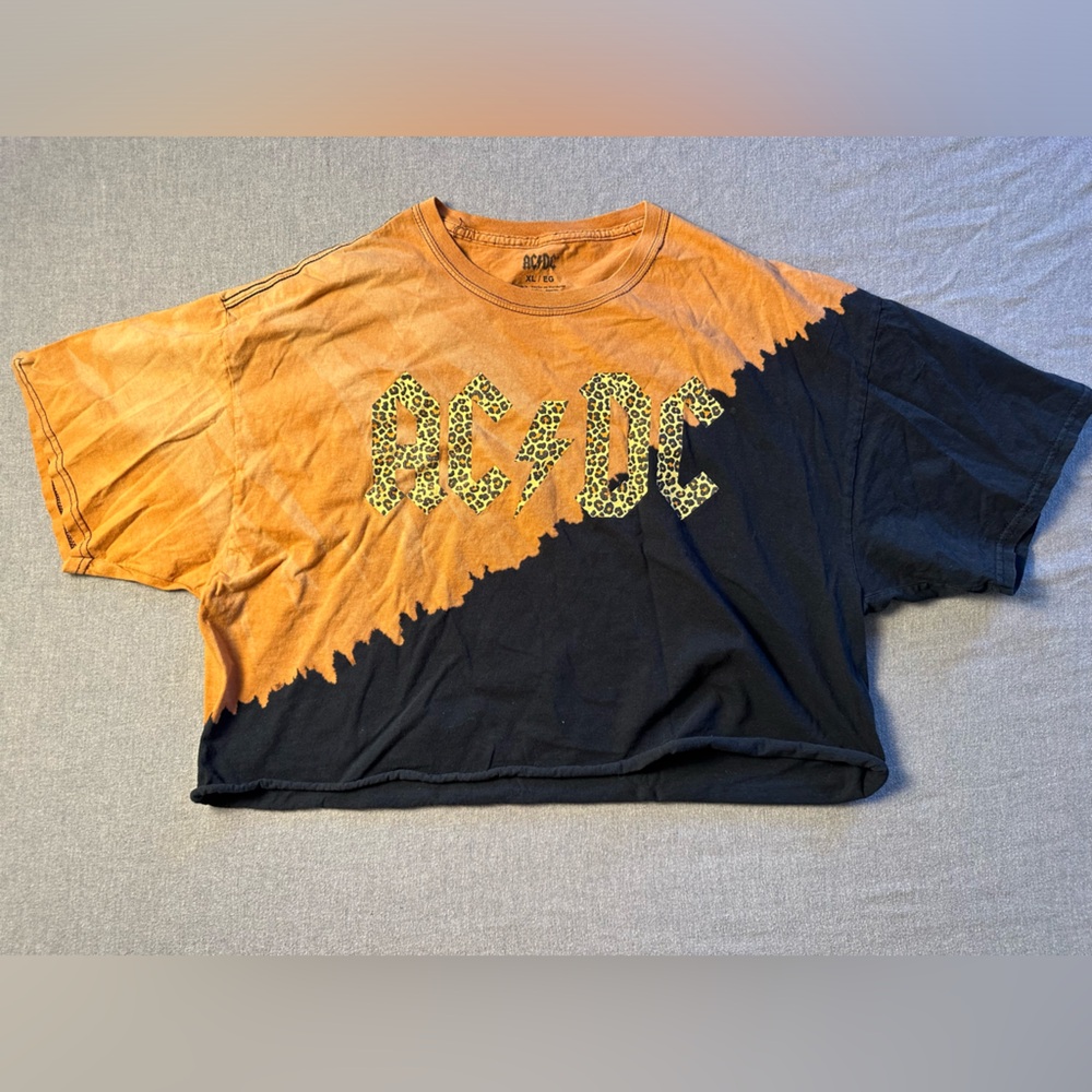 AC/DC crop top size XL